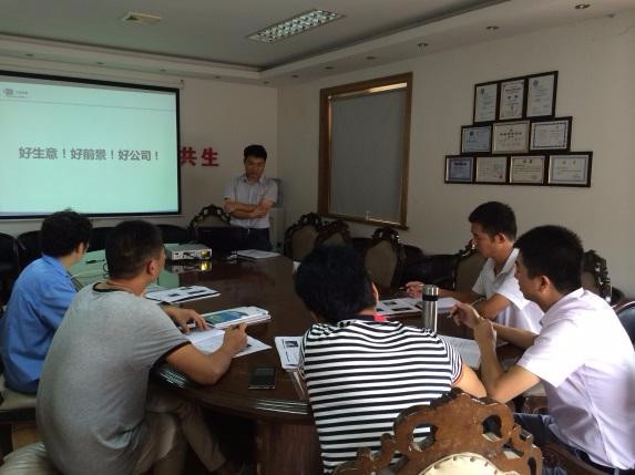 開(kāi)來(lái)濕克威商學(xué)院經(jīng)銷(xiāo)商銷(xiāo)售培訓(xùn)班第一期圓滿結(jié)束